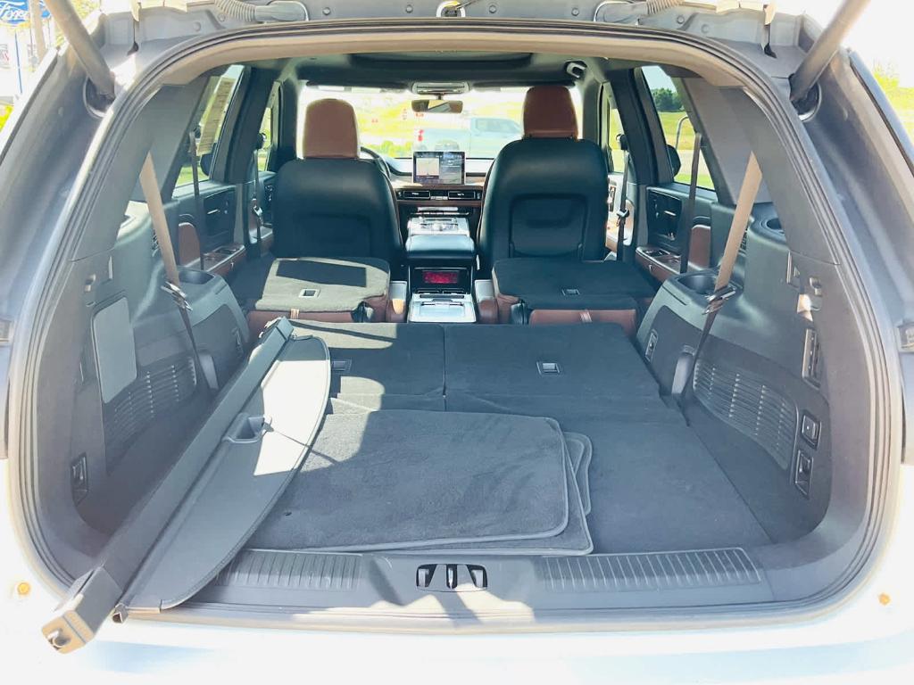 used 2022 Lincoln Aviator car, priced at $39,000