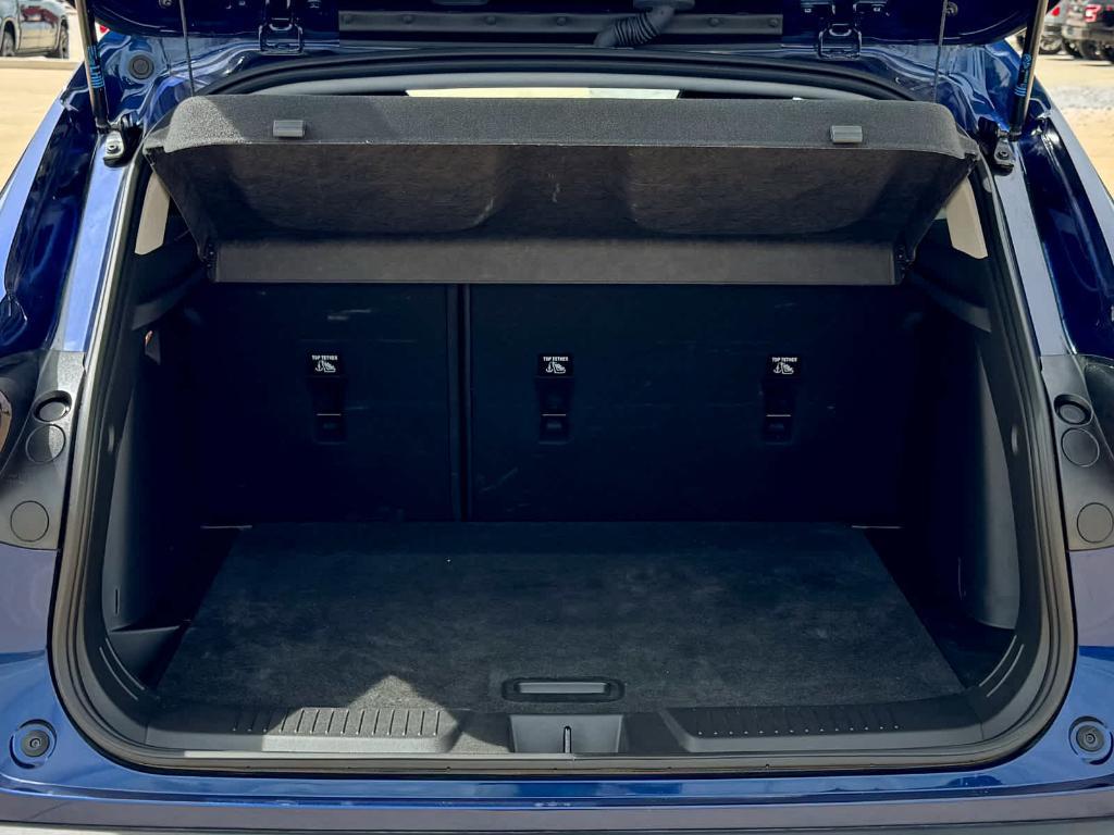 used 2024 Chevrolet Trax car, priced at $24,229