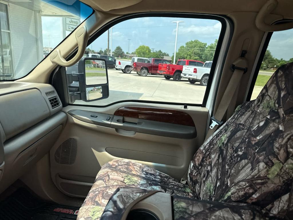 used 2001 Ford F-250 car, priced at $15,900