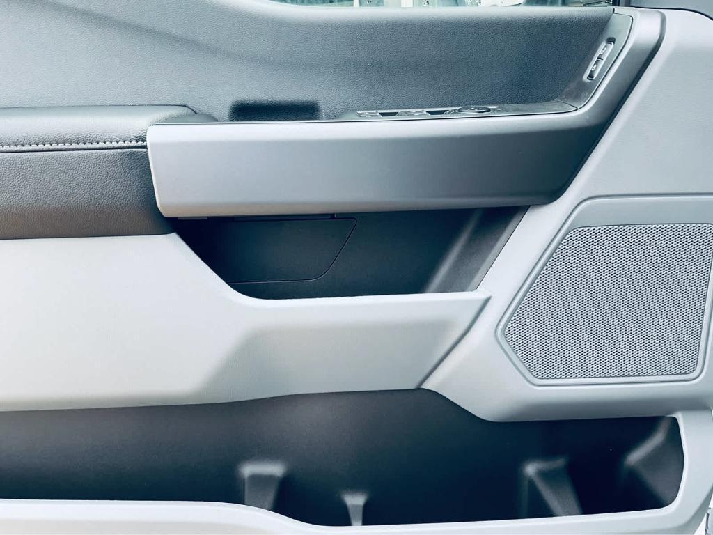 new 2025 Ford F-250 car, priced at $63,535