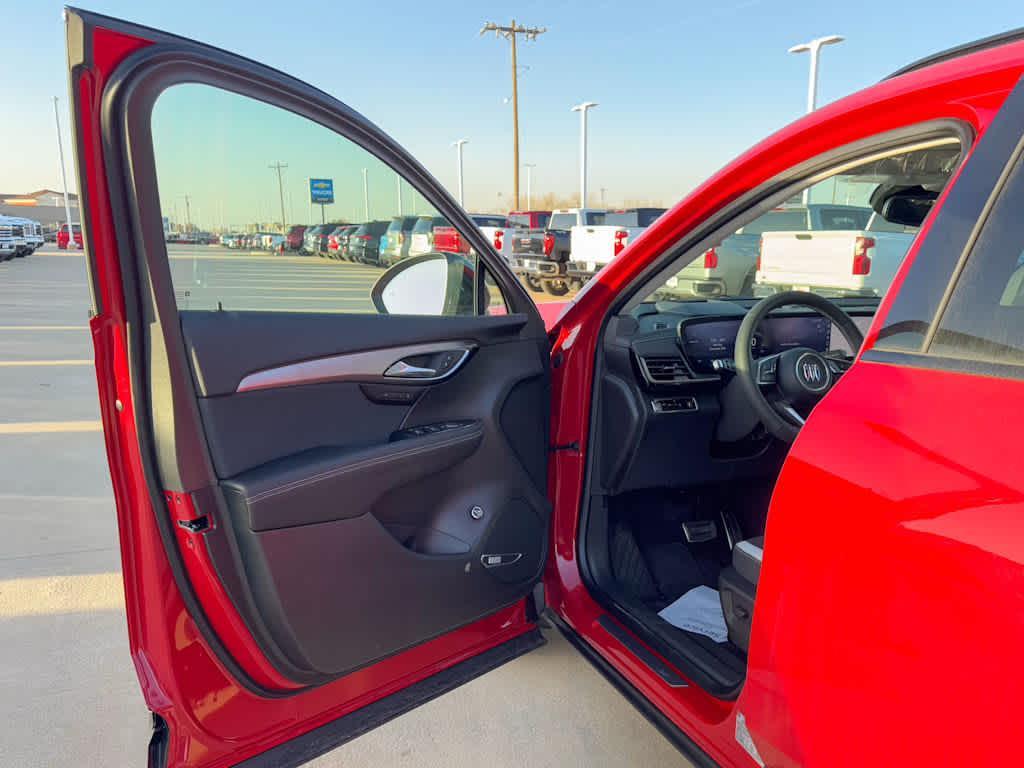 new 2025 Buick Envision car, priced at $40,235