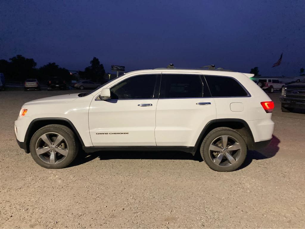 used 2014 Jeep Grand Cherokee car, priced at $10,900