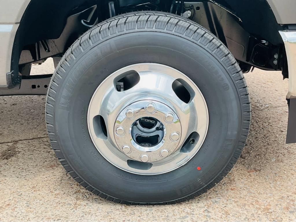 new 2025 Ford F-350 car, priced at $68,790