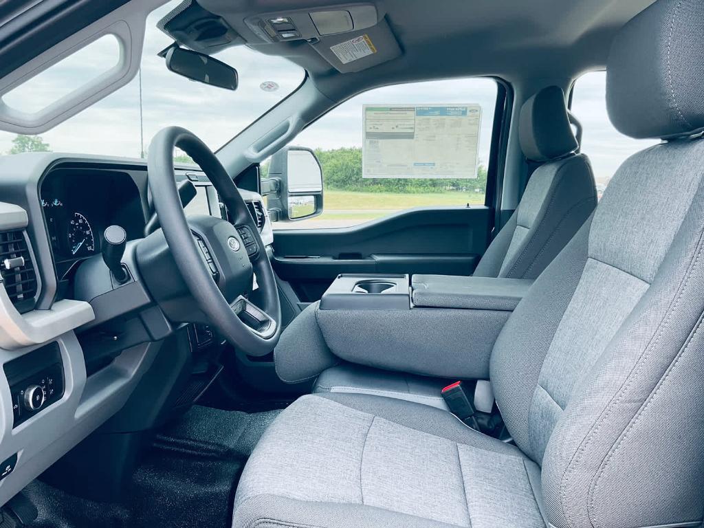 new 2025 Ford F-350 car, priced at $68,790