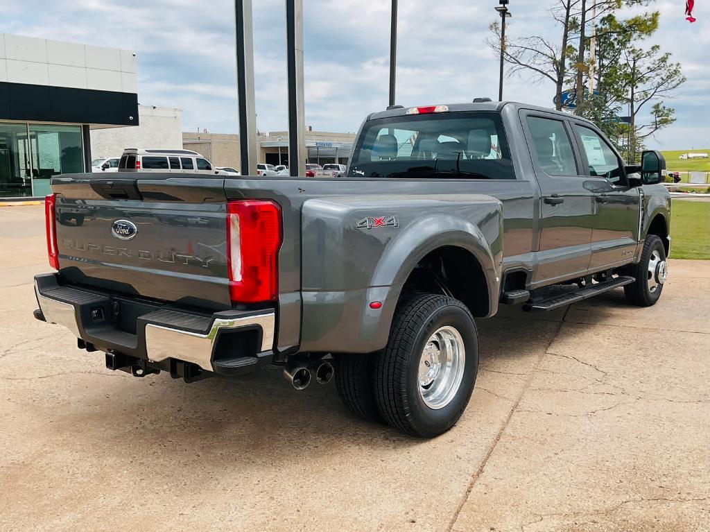 new 2025 Ford F-350 car, priced at $68,790