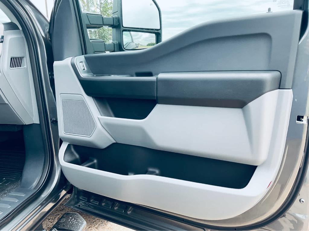 new 2025 Ford F-350 car, priced at $68,790