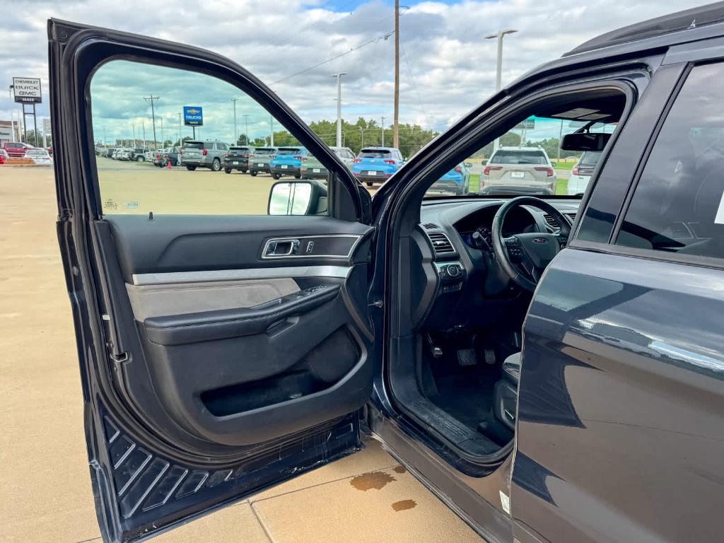used 2017 Ford Explorer car, priced at $14,000