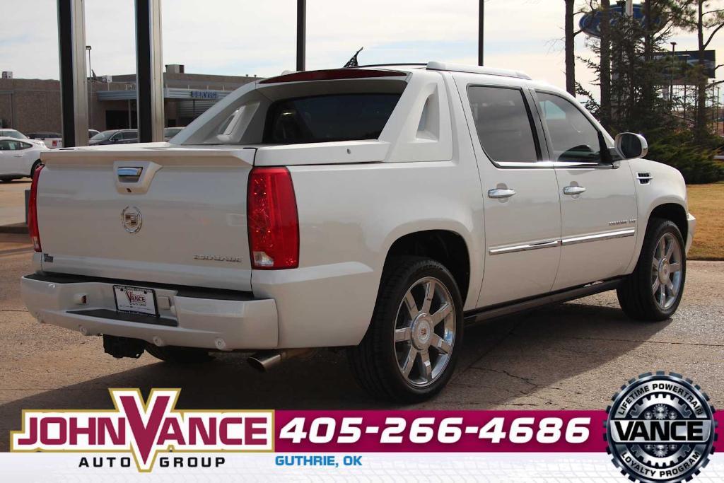 used 2012 Cadillac Escalade EXT car, priced at $28,000
