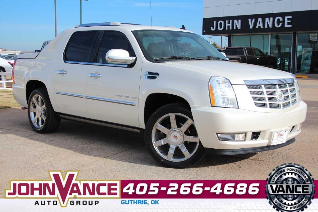 used 2012 Cadillac Escalade EXT car, priced at $28,000