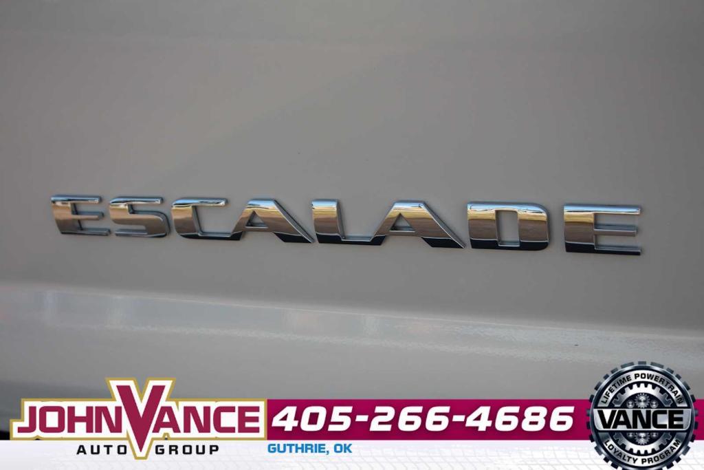 used 2012 Cadillac Escalade EXT car, priced at $28,000