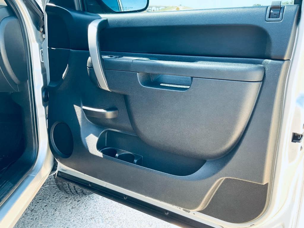 used 2010 Chevrolet Silverado 1500 car, priced at $12,000
