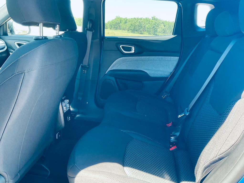 new 2025 Jeep Compass car, priced at $27,622