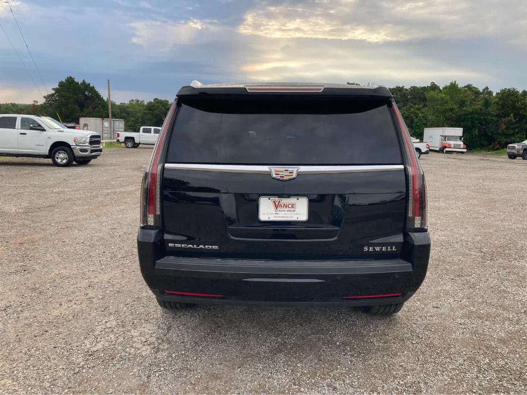 used 2020 Cadillac Escalade car, priced at $44,000