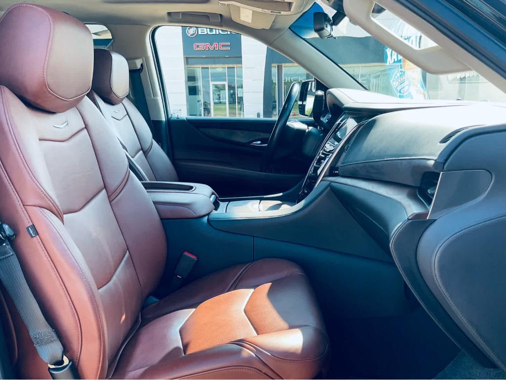 used 2020 Cadillac Escalade car, priced at $45,000