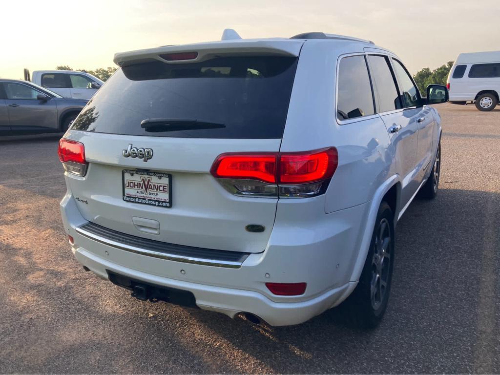 used 2020 Jeep Grand Cherokee car, priced at $25,000