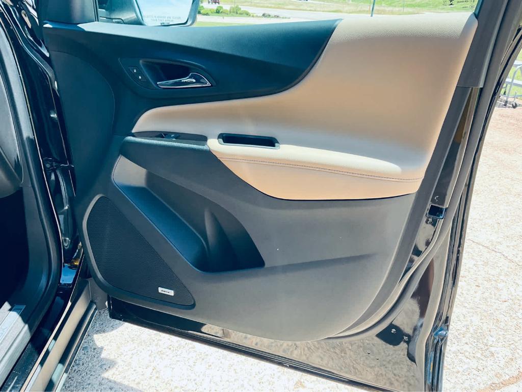 used 2023 Chevrolet Equinox car, priced at $22,500