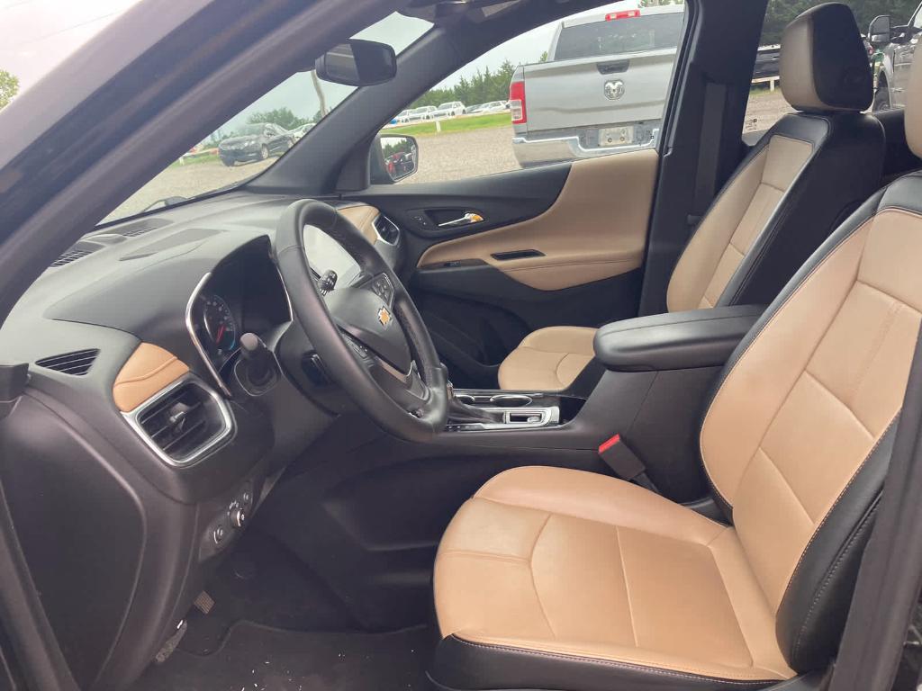 used 2023 Chevrolet Equinox car, priced at $24,850