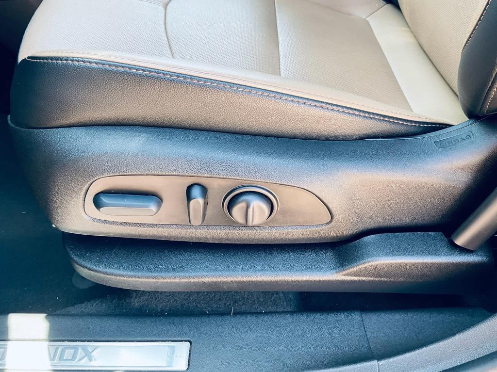 used 2023 Chevrolet Equinox car, priced at $22,500