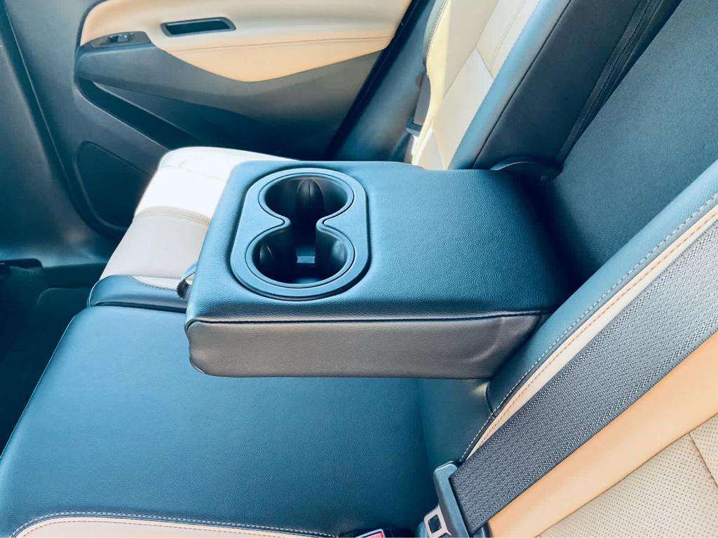 used 2023 Chevrolet Equinox car, priced at $22,500