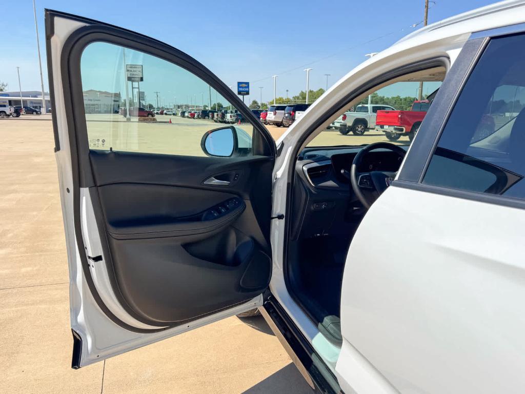 used 2024 Buick Encore GX car, priced at $21,335