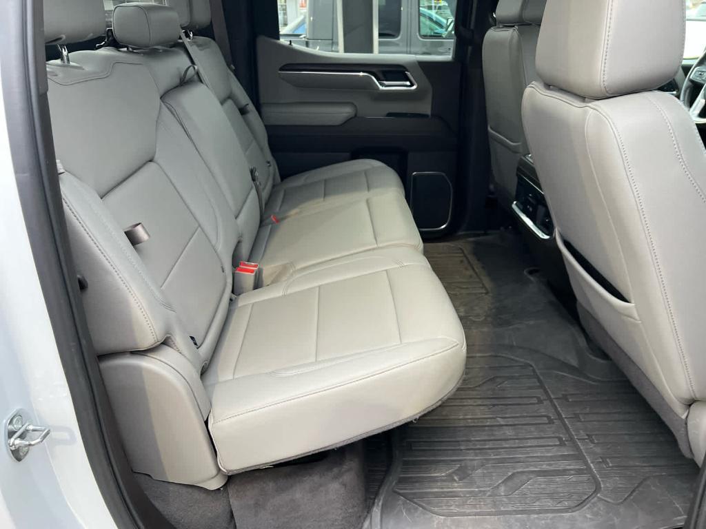 used 2022 GMC Sierra 1500 car, priced at $43,997