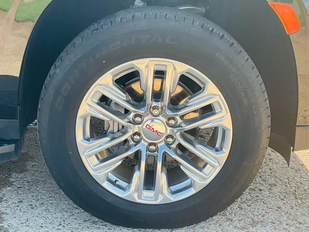 used 2022 GMC Yukon car, priced at $53,788