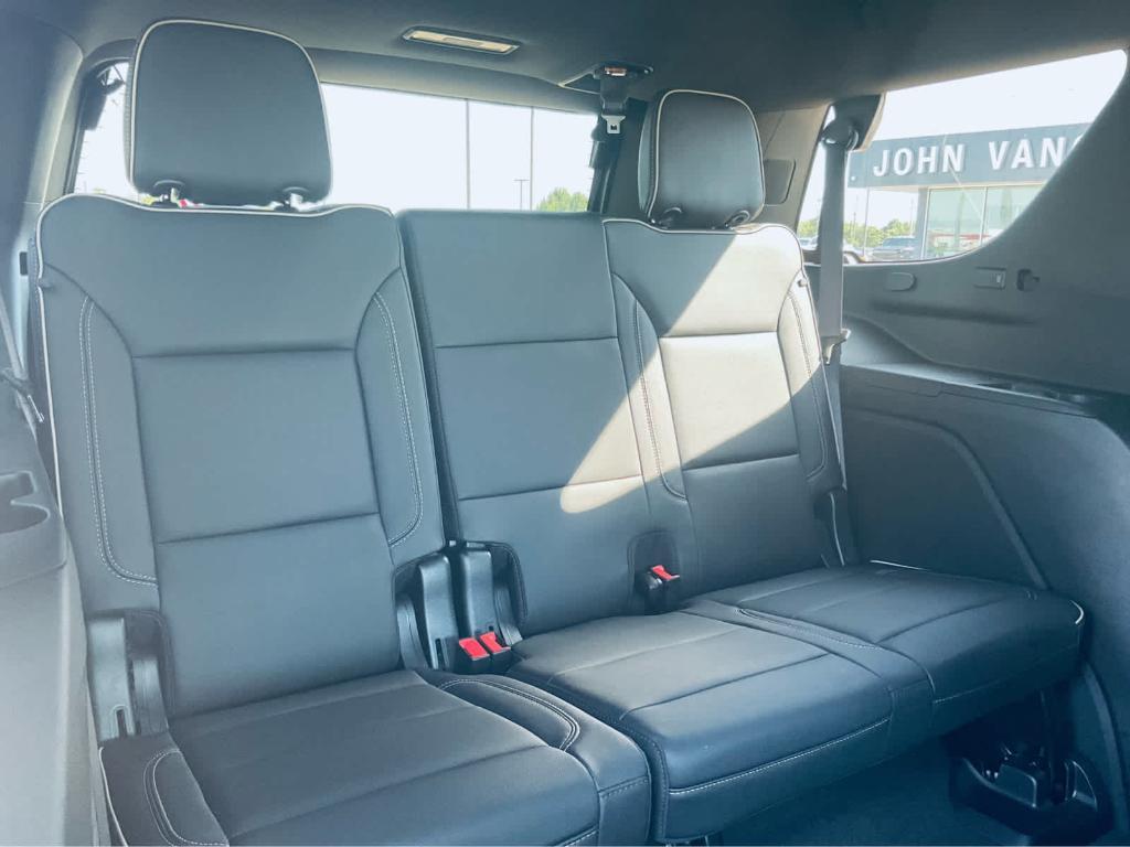 used 2022 GMC Yukon car, priced at $53,788
