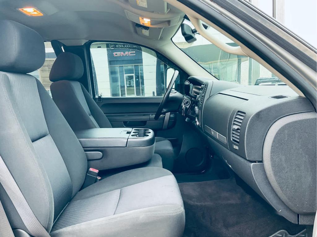 used 2011 Chevrolet Silverado 2500 car, priced at $19,250