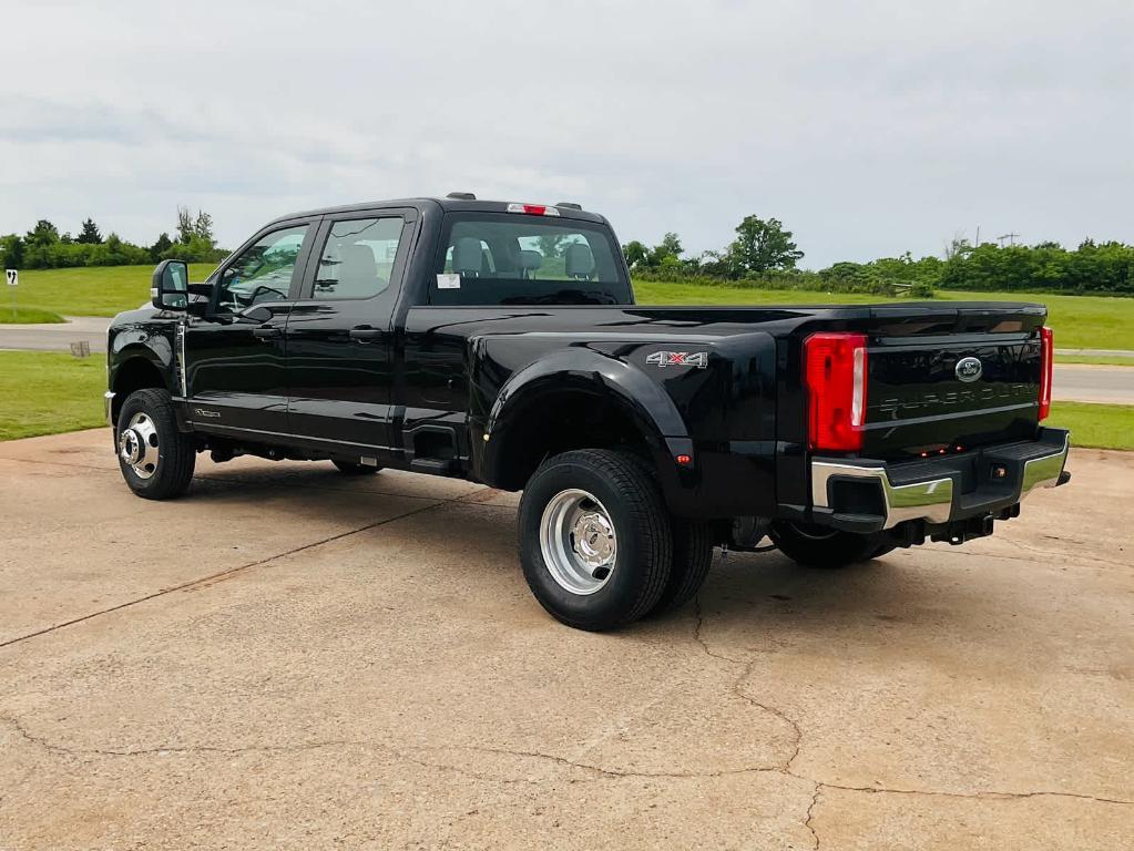 new 2025 Ford F-350 car, priced at $63,145