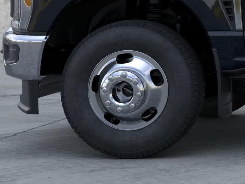 new 2025 Ford F-350 car, priced at $63,145