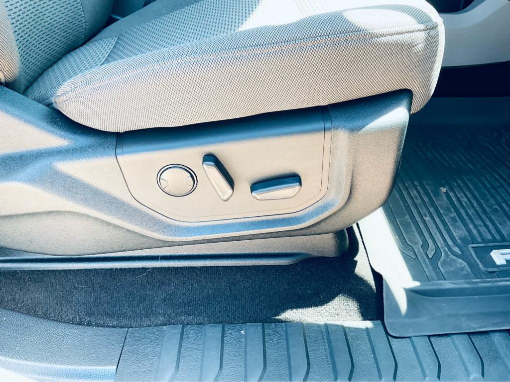 used 2020 Ford F-150 car, priced at $23,500