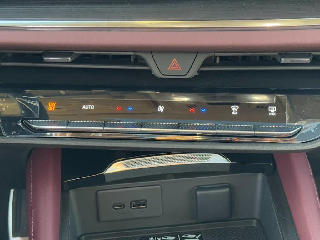new 2025 Buick Envision car, priced at $39,740