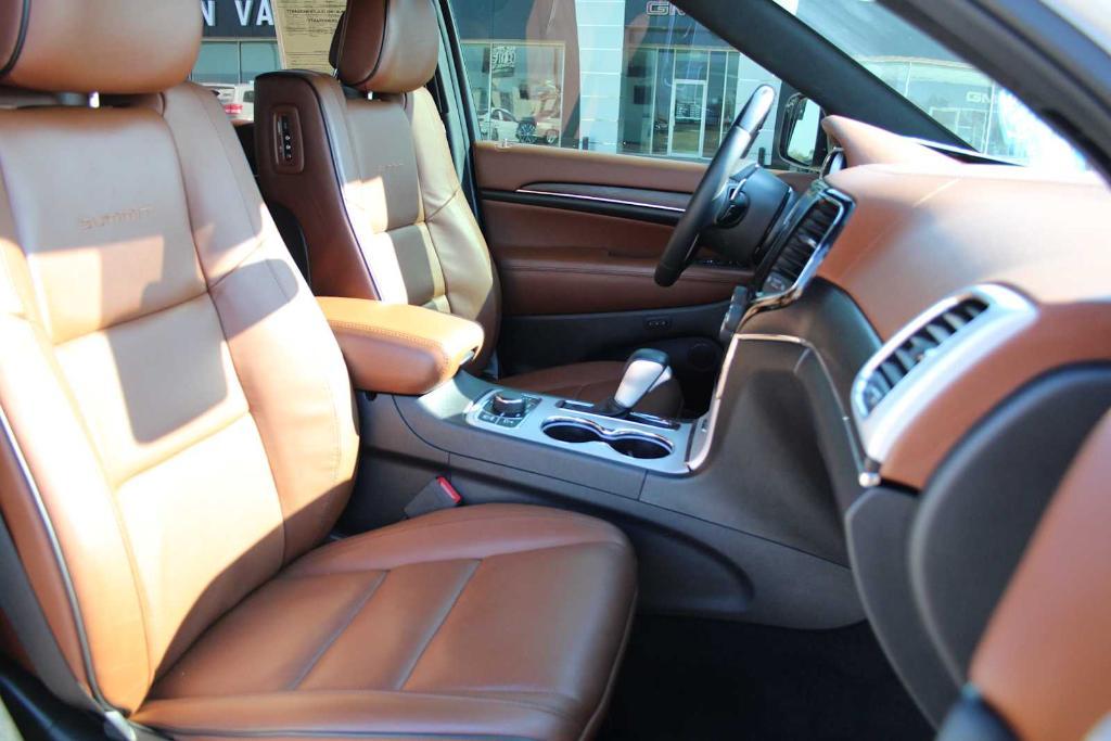 used 2019 Jeep Grand Cherokee car, priced at $29,500