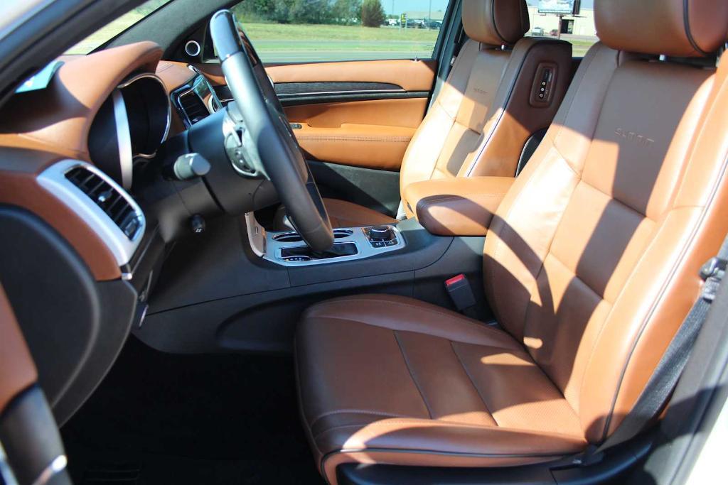 used 2019 Jeep Grand Cherokee car, priced at $29,500