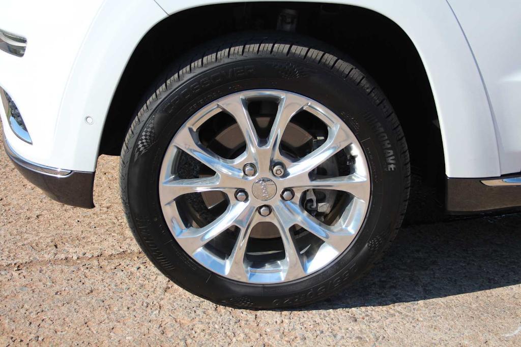 used 2019 Jeep Grand Cherokee car, priced at $29,500