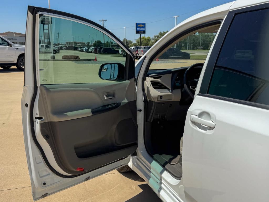 used 2020 Toyota Sienna car, priced at $26,816