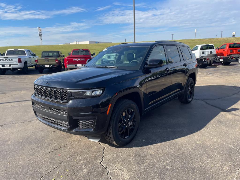 new 2025 Jeep Grand Cherokee L car, priced at $44,230