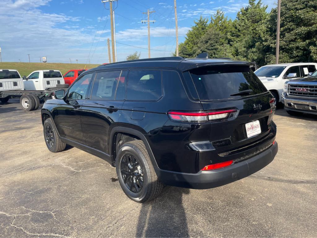 new 2025 Jeep Grand Cherokee L car, priced at $44,230