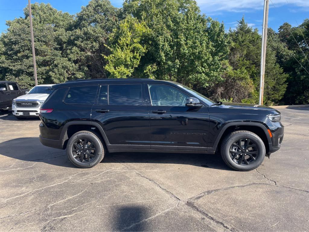 new 2025 Jeep Grand Cherokee L car, priced at $44,230