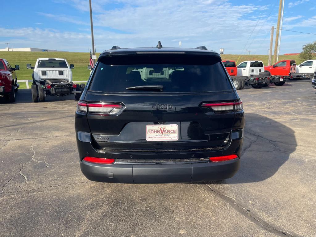 new 2025 Jeep Grand Cherokee L car, priced at $44,230