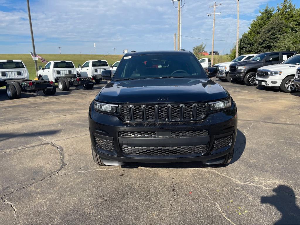 new 2025 Jeep Grand Cherokee L car, priced at $44,230