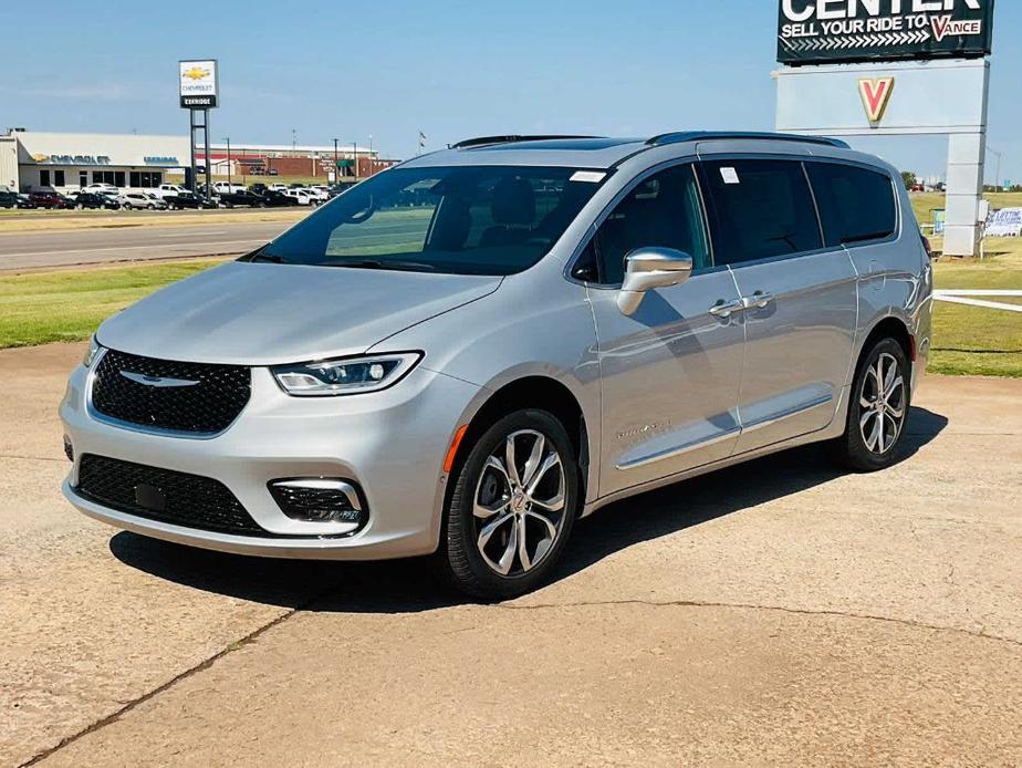 new 2024 Chrysler Pacifica car, priced at $54,375