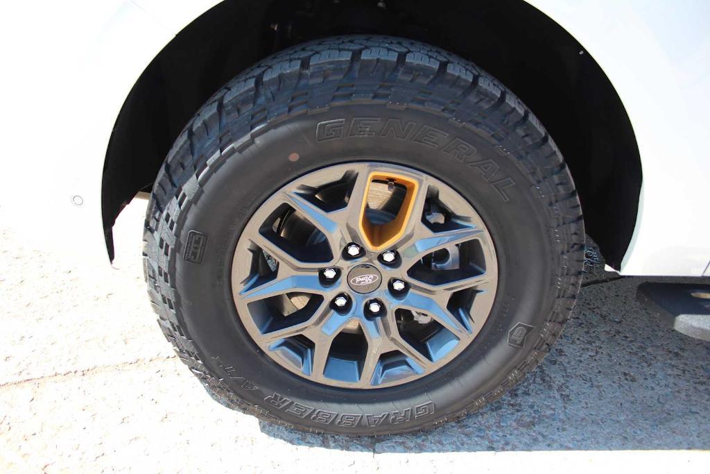 new 2025 Ford Expedition car, priced at $79,920
