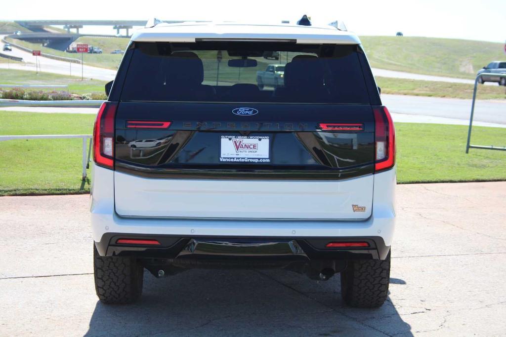new 2025 Ford Expedition car, priced at $79,920