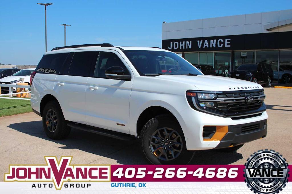 new 2025 Ford Expedition car, priced at $79,920