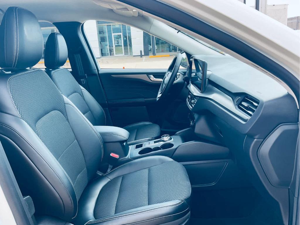 new 2025 Ford Escape car, priced at $37,041