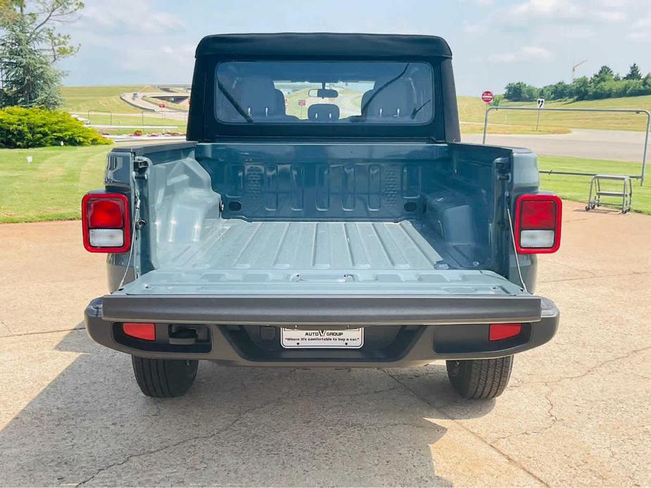 new 2024 Jeep Gladiator car, priced at $34,452