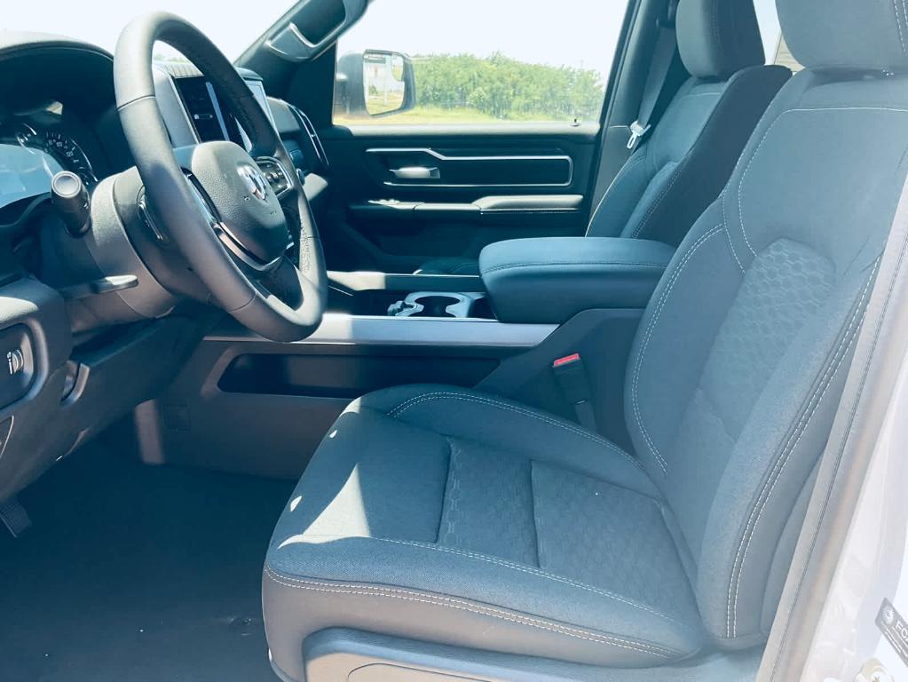 new 2025 Ram 1500 car, priced at $52,820