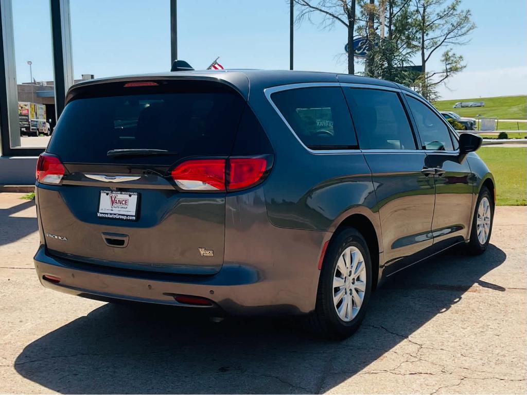 used 2018 Chrysler Pacifica car, priced at $15,000