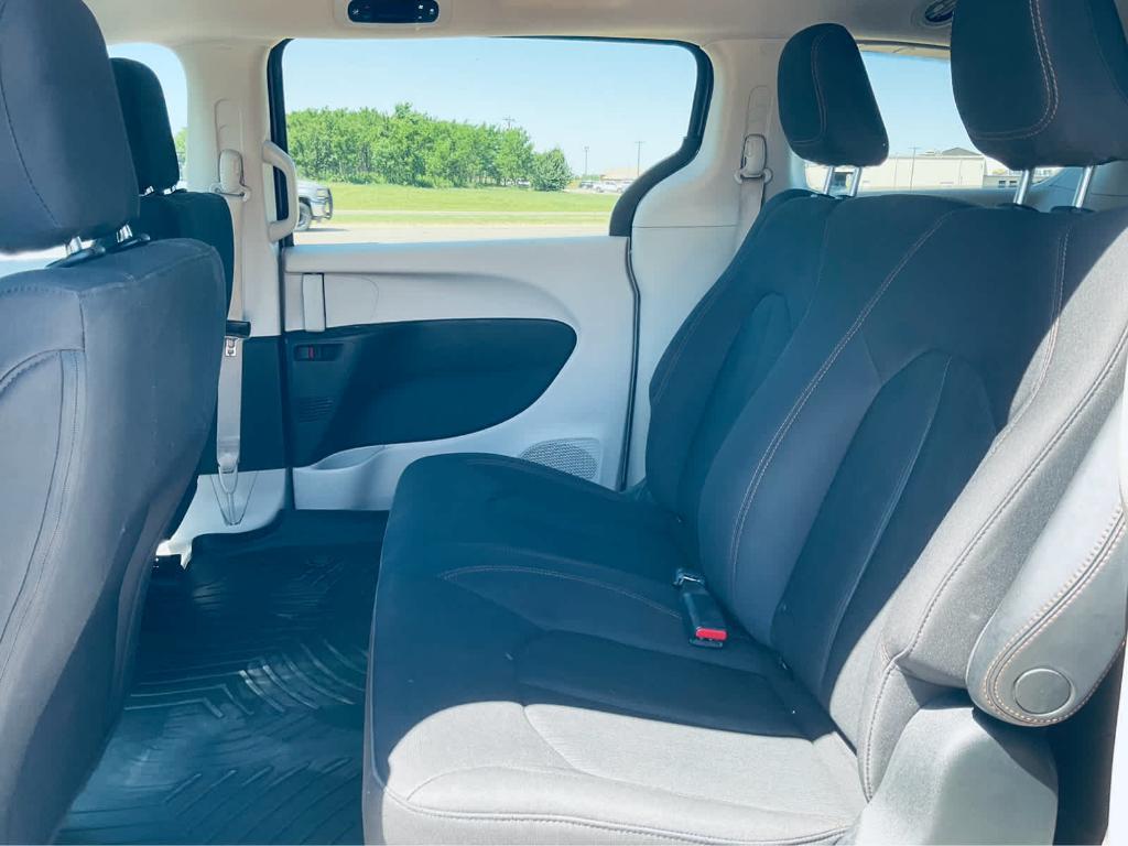 used 2018 Chrysler Pacifica car, priced at $15,000